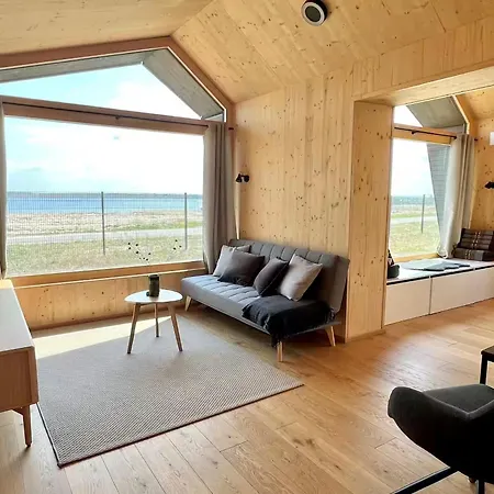 Futopia Strandhaeuser Mit Seeblick, Sauna & Hot Tub