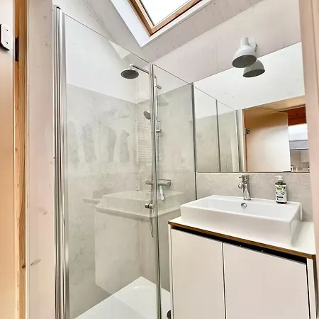 Futopia Strandhaeuser Mit Seeblick, Sauna & Hot Tub Semesterbostad