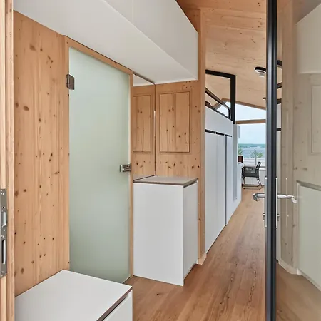 Futopia Strandhaeuser Mit Seeblick, Sauna & Hot Tub * Massen-Niederlausitz