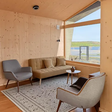 Futopia Strandhaeuser Mit Seeblick, Sauna & Hot Tub *